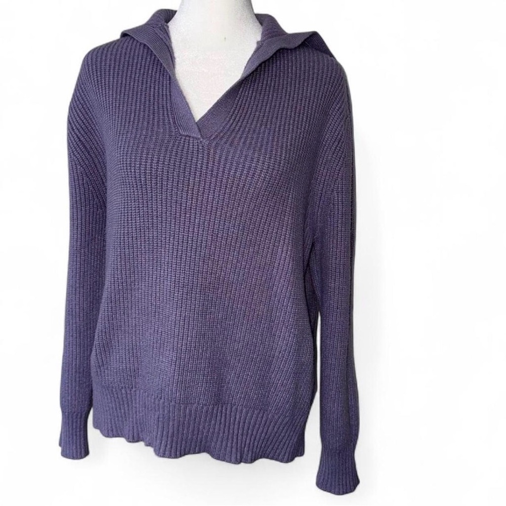 Elegant Purple V-Neck Sweater